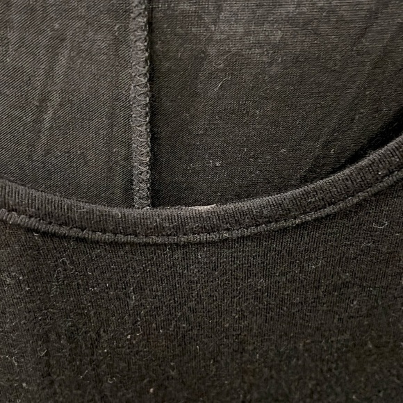 Cozy Small Black T-Shirt Dress | Long Sleeve | Transitional Style | Comfy BASIC - Picture 3 of 4